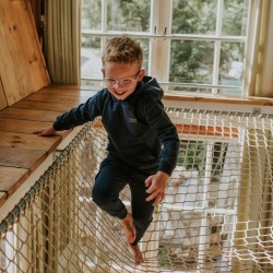 FELPA BAMBINO CON CAPPUCCIO CON LOGO KOKO NOKO ESSENTIALS