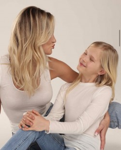 MAGLIA CASHMERE BAMBINA ROSSOPORPORA.